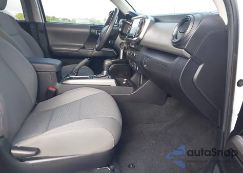 2021 Toyota Tacoma Sr5 V6 z USA, uszkodzony, nr VIN 3TMAZ5CNXMM157651